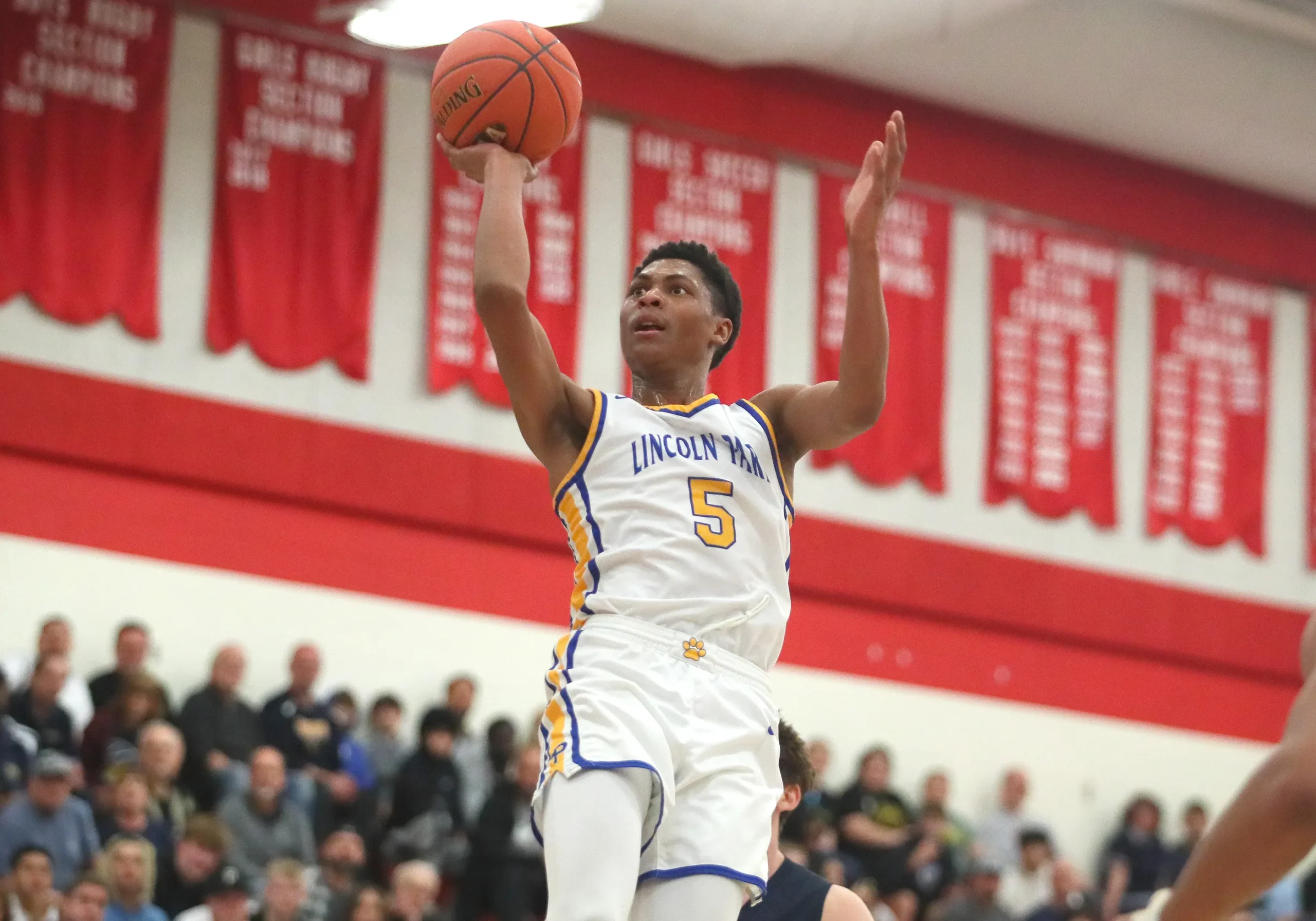 Meleek Thomas Declares for NBA Draft While Maintaining College Eligibility